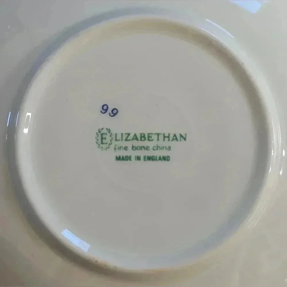 Vintage Oriental Elizabethan Fine Bone China Teacup & Saucer England Imari Style